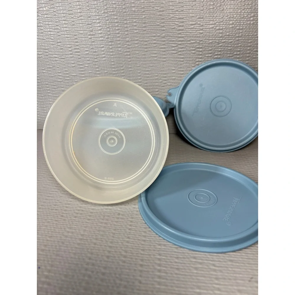 Vintage‎ Tupperware Snack Cups with Blue Lids Set of 4 USA